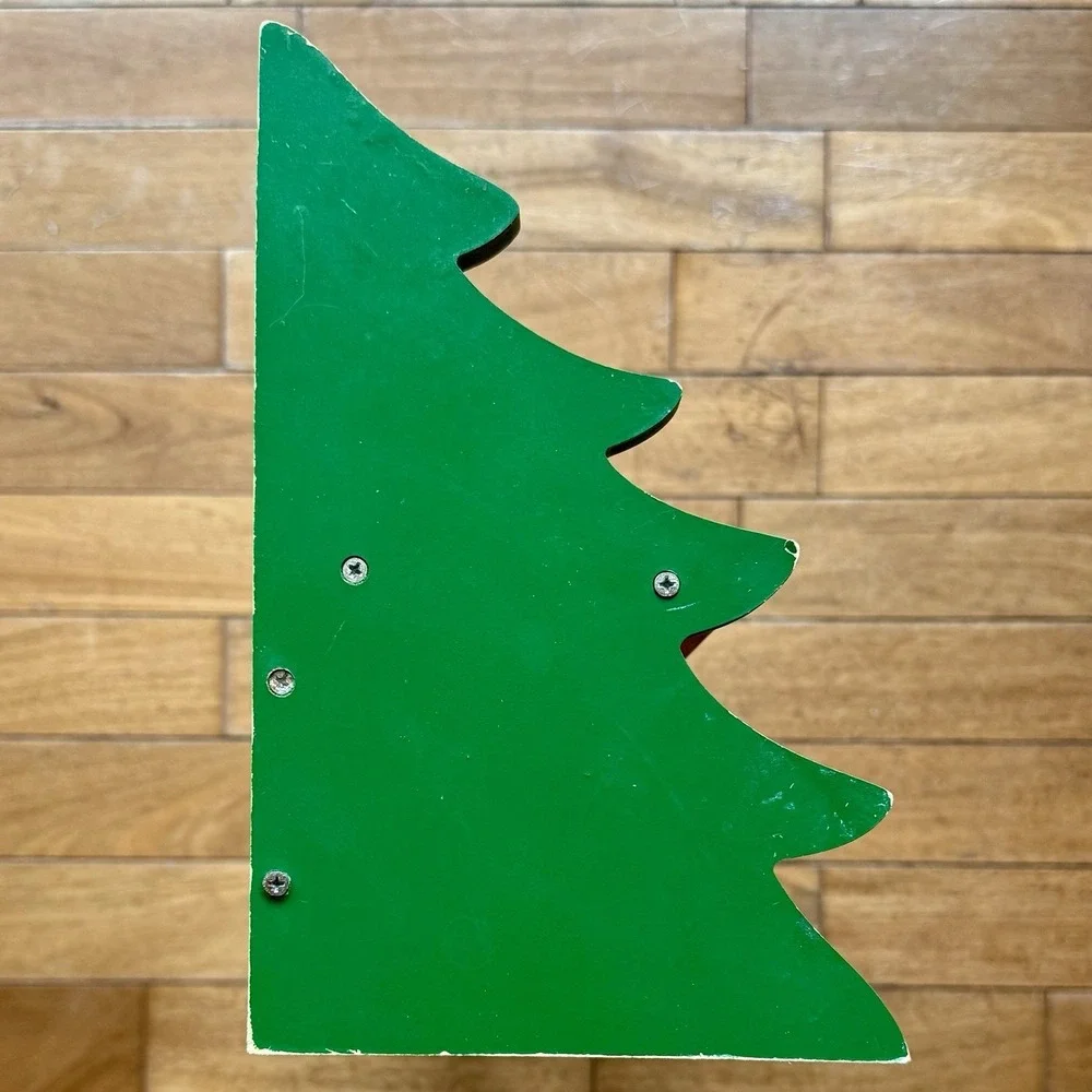 VTG 80s Wood Wall Shelf Heart Cutout Pegs Pine Tree Farm Granny Cottage Core 24